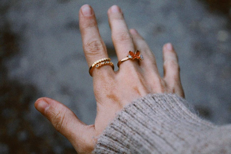 Why Bow Style Rings Are the Prettiest Trend to Wrap Around Your Finger