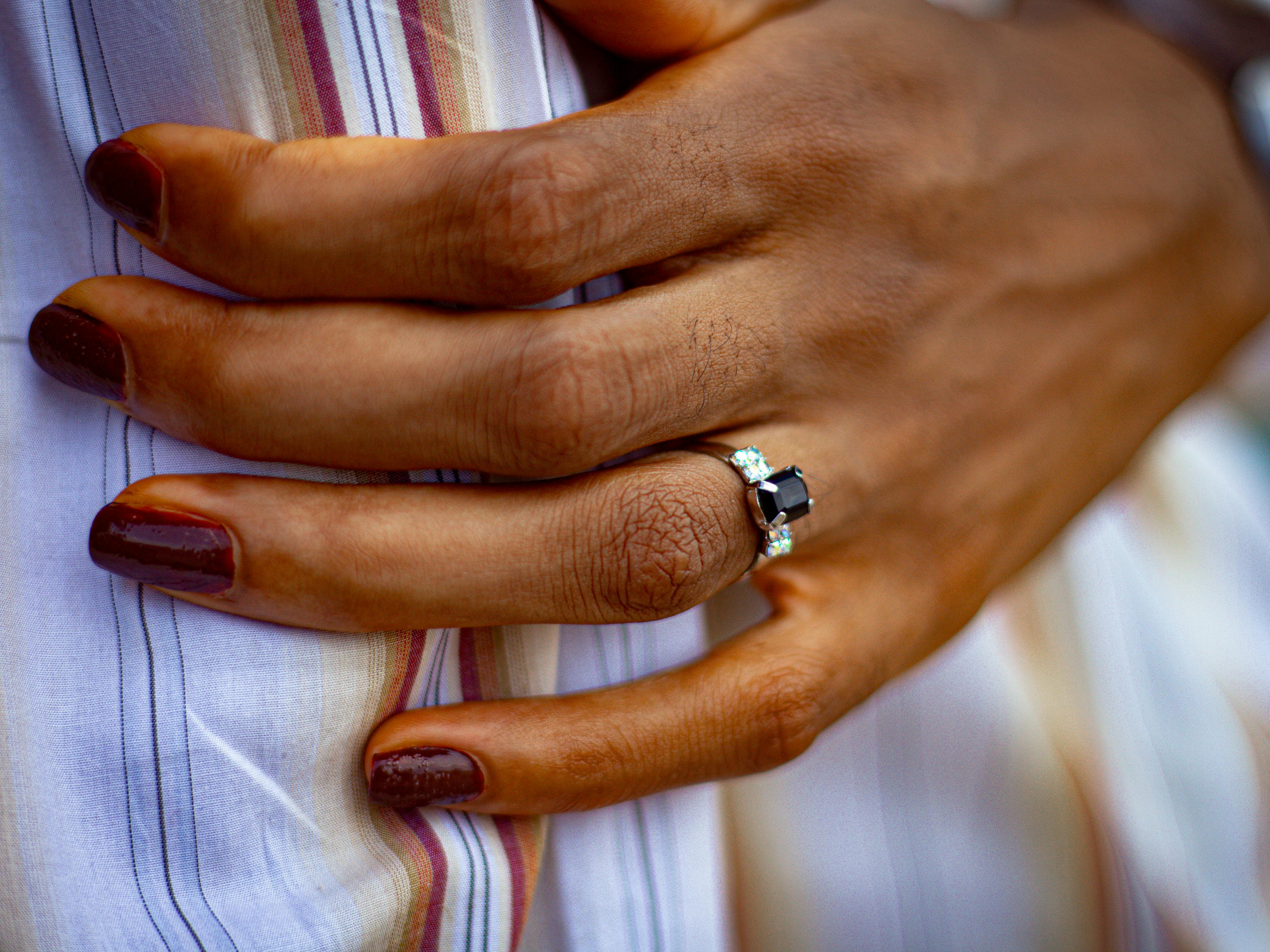 The Rise of Salt and Pepper Diamonds: A Unique Engagement Trend