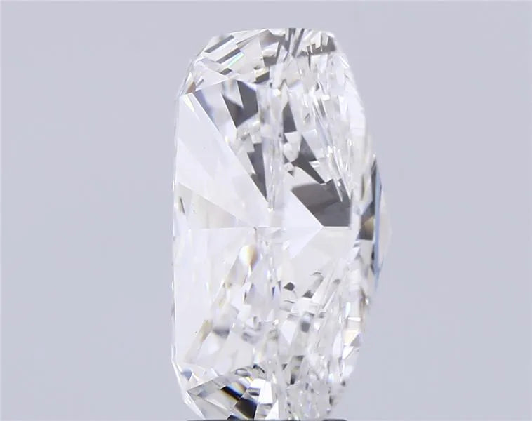 7.06ct Cushion brilliant Lab Grown Diamond (Colour E, Clarity VS1, IGI)