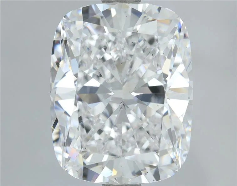 3.20ct Cushion brilliant Lab Grown Diamond (Colour E, Clarity VS2, IGI)