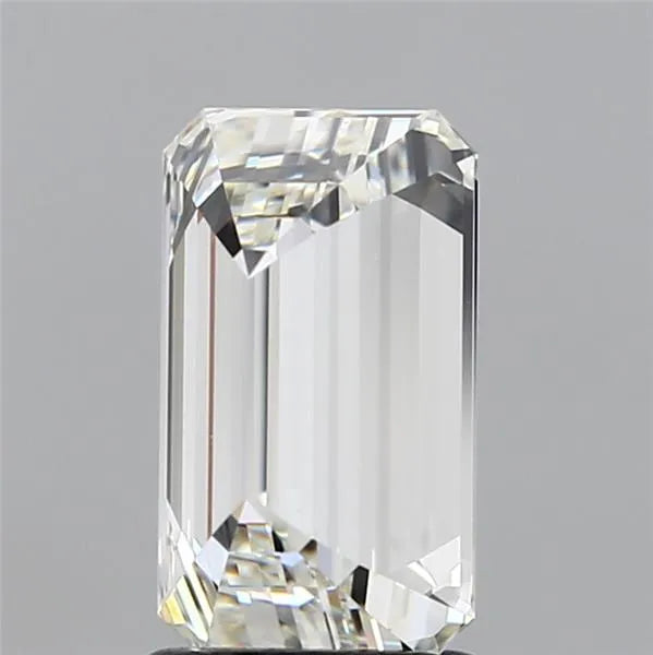 2.7 Carats ROUND Diamond