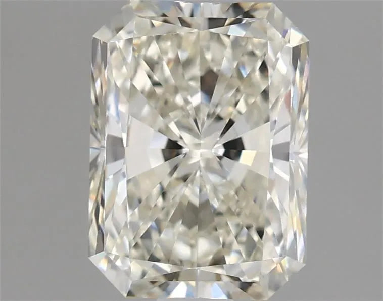 1.93ct Radiant Lab Grown Diamond (Colour H, Clarity VVS2, IGI Certified)