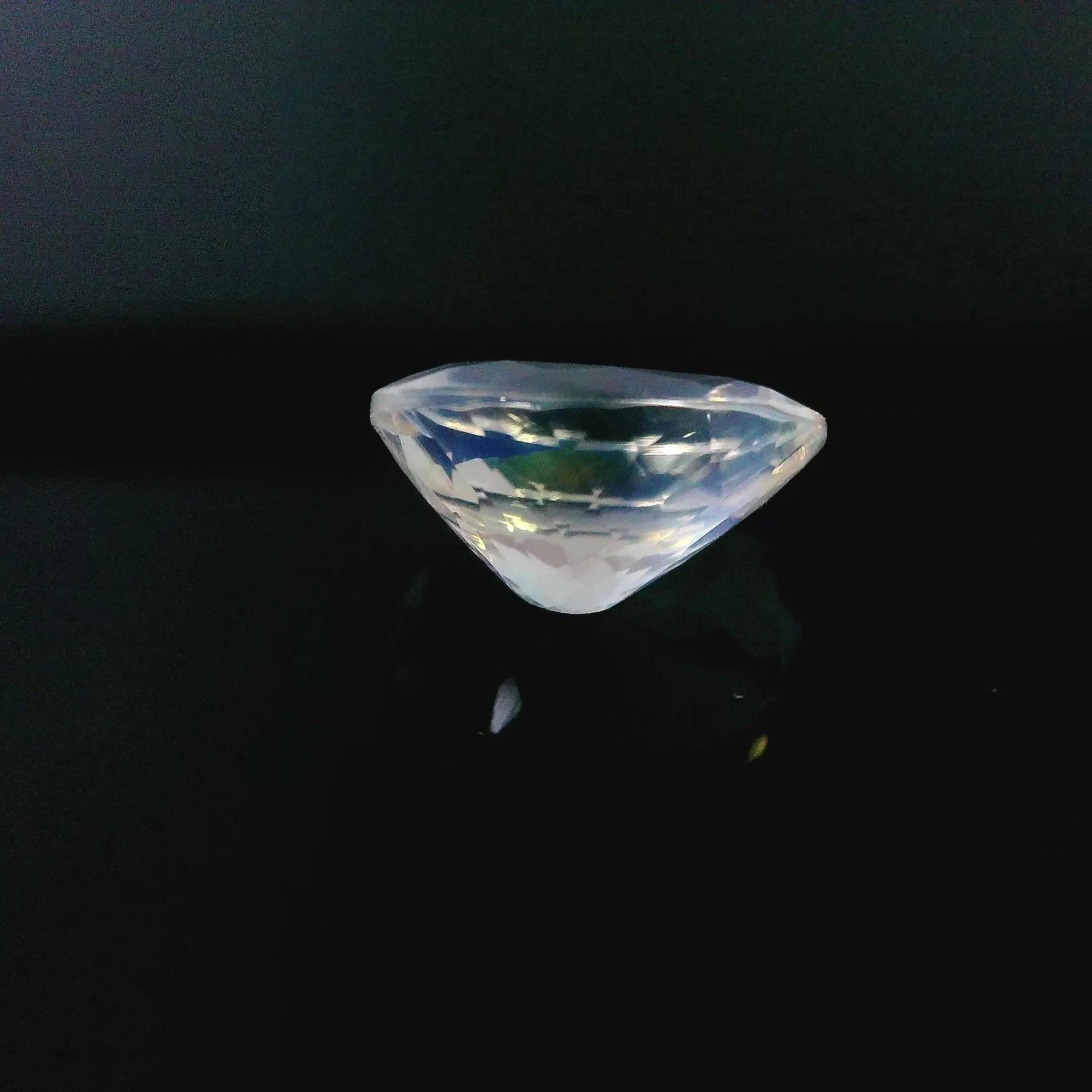 2.30ct Oval Natural Moonstone (Colour White, Clarity Eye Clean, Cut Faceted)