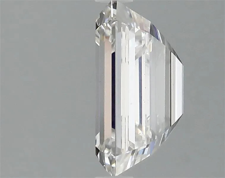 2.50ct Emerald Lab Grown Diamond (Colour F, Clarity SI1, IGI Certified)