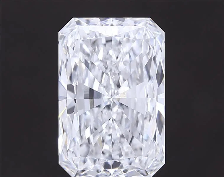 0.56ct Radiant Lab Grown Diamond (Colour F, Clarity VVS2, IGI Certified)