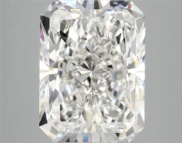 5.00ct Radiant Lab Grown Diamond (Colour F, Clarity VS1, IGI Certified)