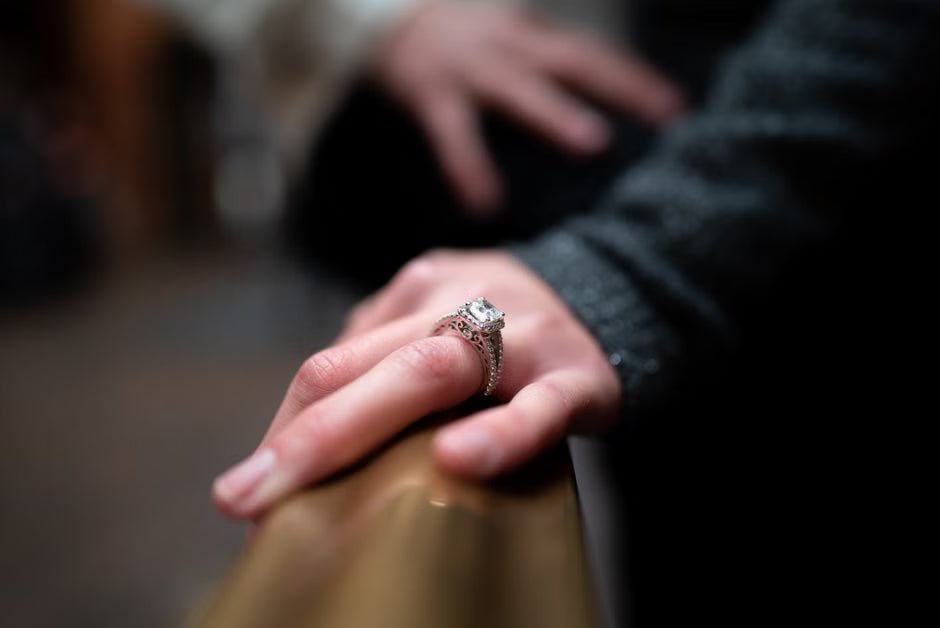 The Complete Guide to Finding Engagement Rings in Store