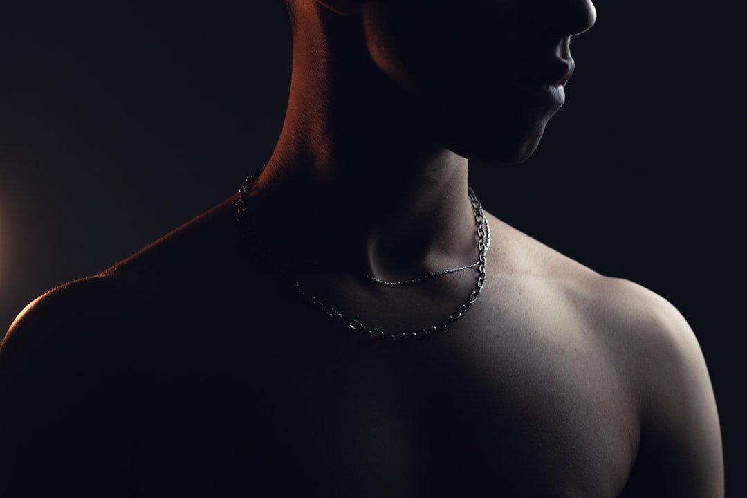 How to Rock a 16 Inch Chain Without Choking Your Style