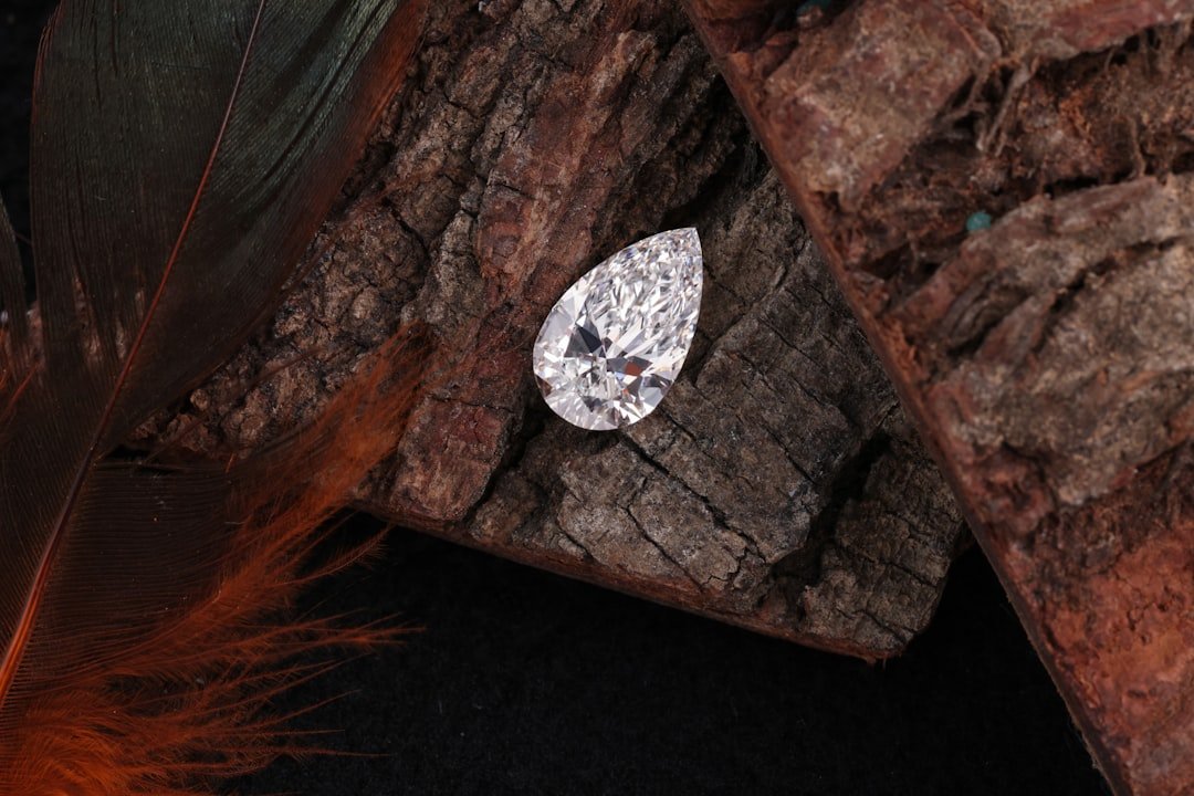10x7mm Pear Moissanite: Everything You Need to Know About This 2 Carat Classic