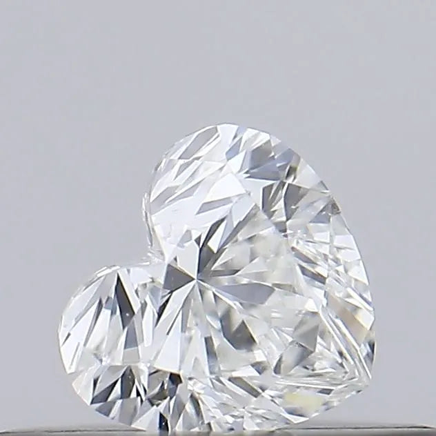 0.18ct Heart Natural Diamond (Colour G, Clarity SI1, GIA Certified)