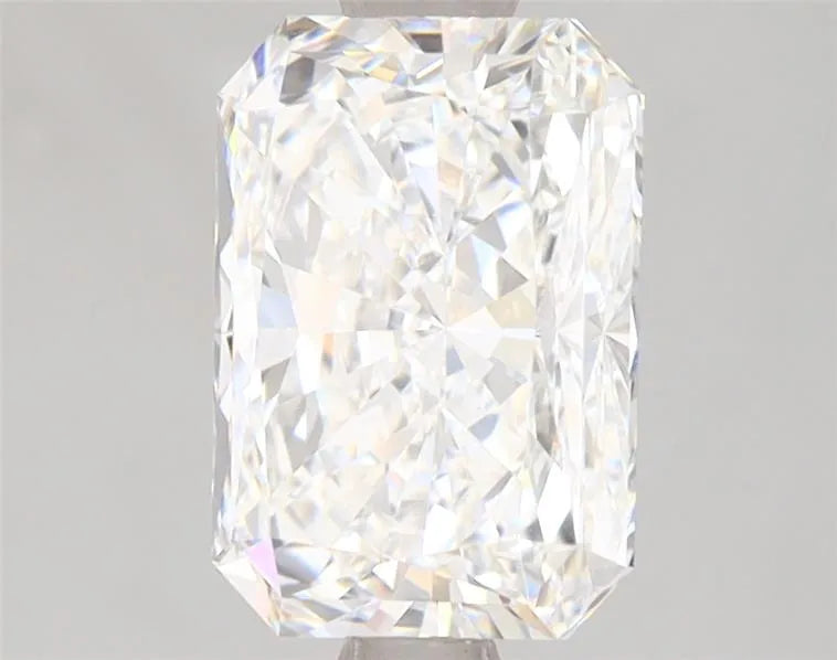 2.14ct Radiant Lab Grown Diamond (Colour F, Clarity VS1, IGI)