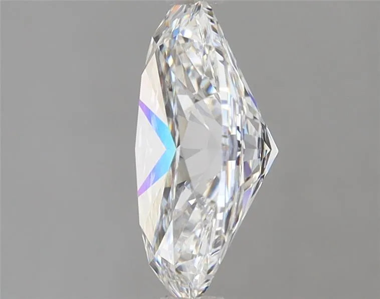 1.9 Carats OVAL Diamond