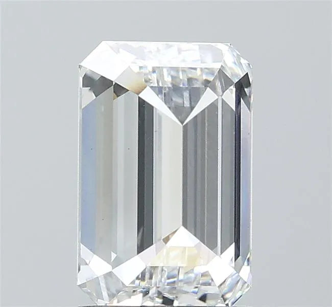 2.00ct Emerald Lab Grown Diamond (Colour D, Clarity VS1, IGI Certified)