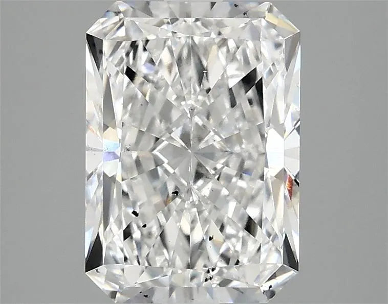 2.53ct Radiant Lab Grown Diamond (Colour E, Clarity SI1, IGI Certified)