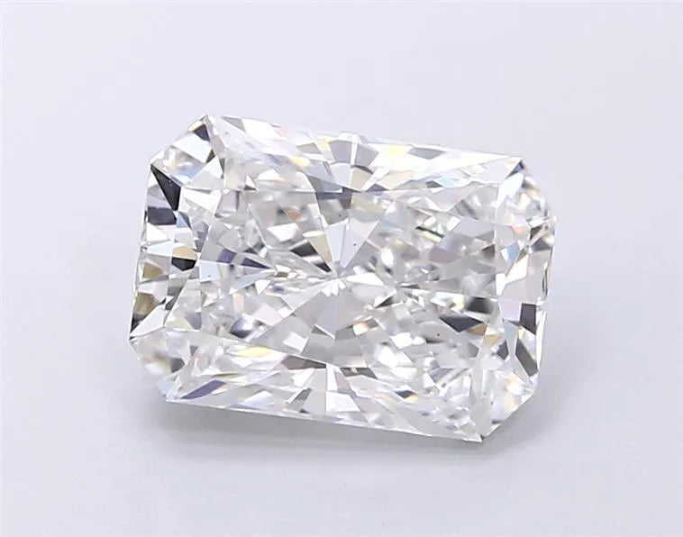 2.04ct Radiant Lab Grown Diamond (Colour E, Clarity SI1, IGI Certified)