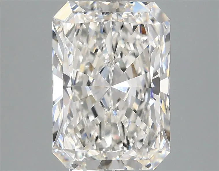 2.26ct Radiant Lab Grown Diamond (Colour E, Clarity VVS1, IGI)