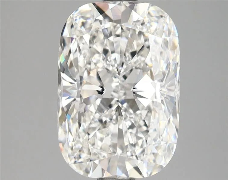 2.59ct Cushion modified Lab Grown Diamond (Colour E, Clarity VVS2, IGI Certified)