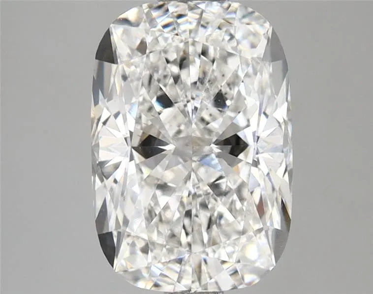 2.58ct Cushion modified Lab Grown Diamond (Colour E, Clarity VS2, IGI Certified)
