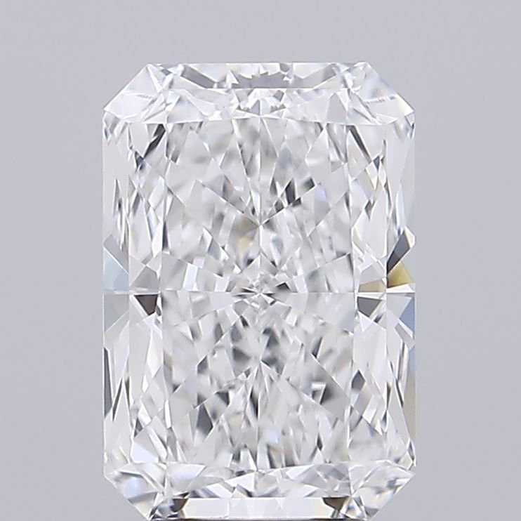 3.14ct Radiant Lab Grown Diamond (Colour E, Clarity VVS1, IGI)