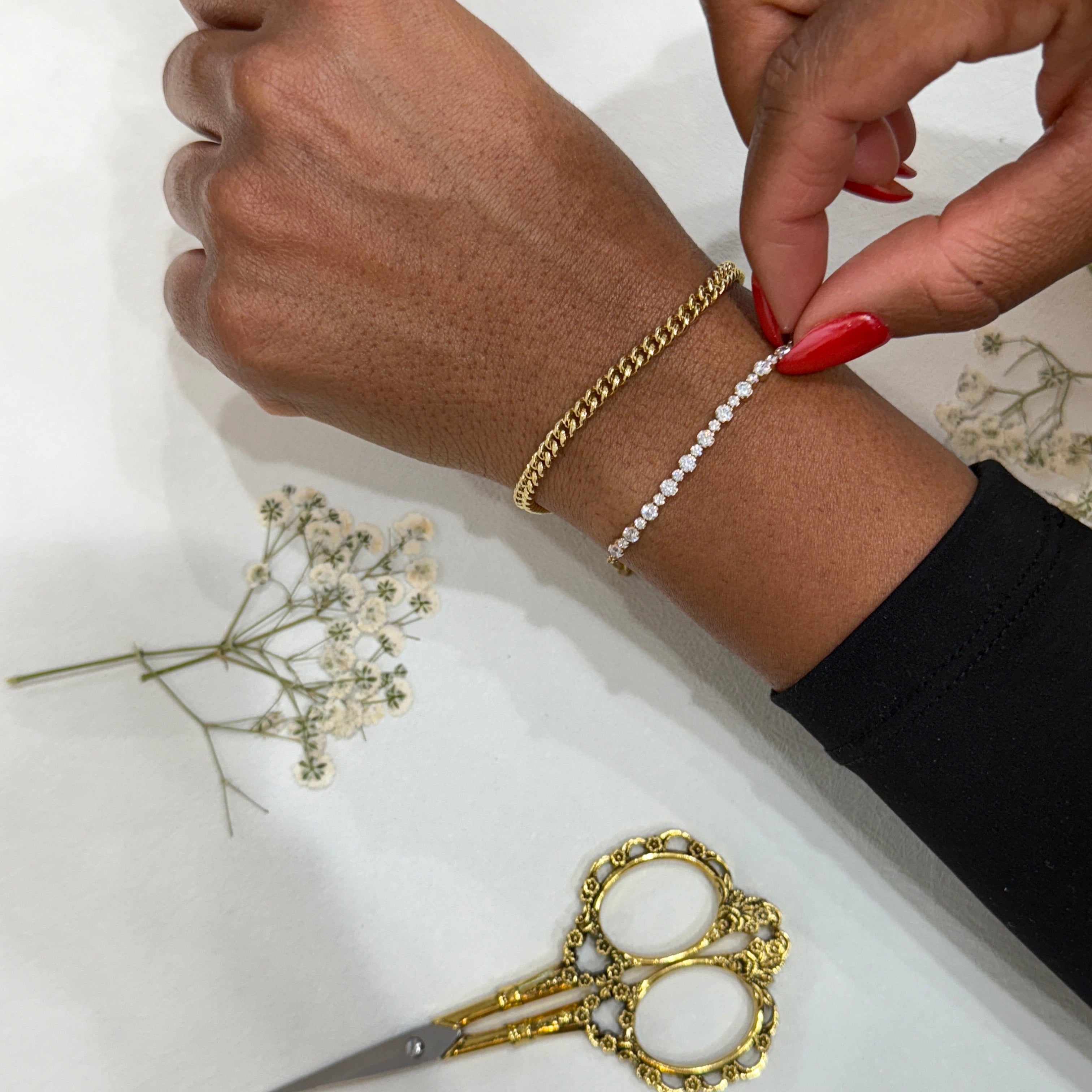 Mila Curb Link Bracelet